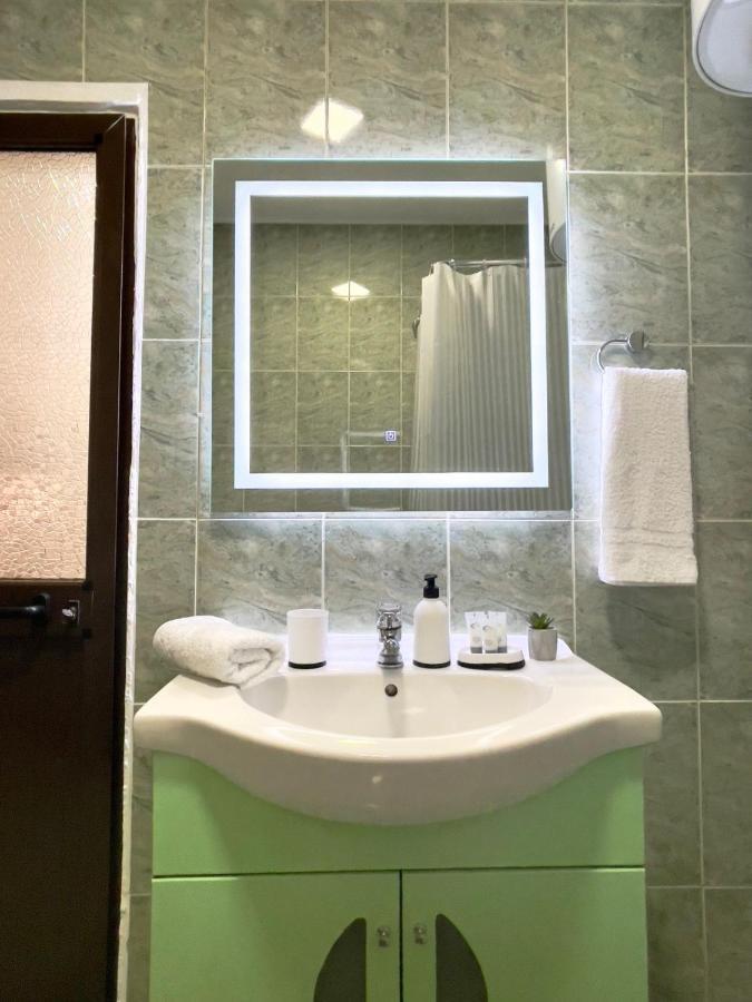 Maris Apartment Τίρανα Εξωτερικό φωτογραφία