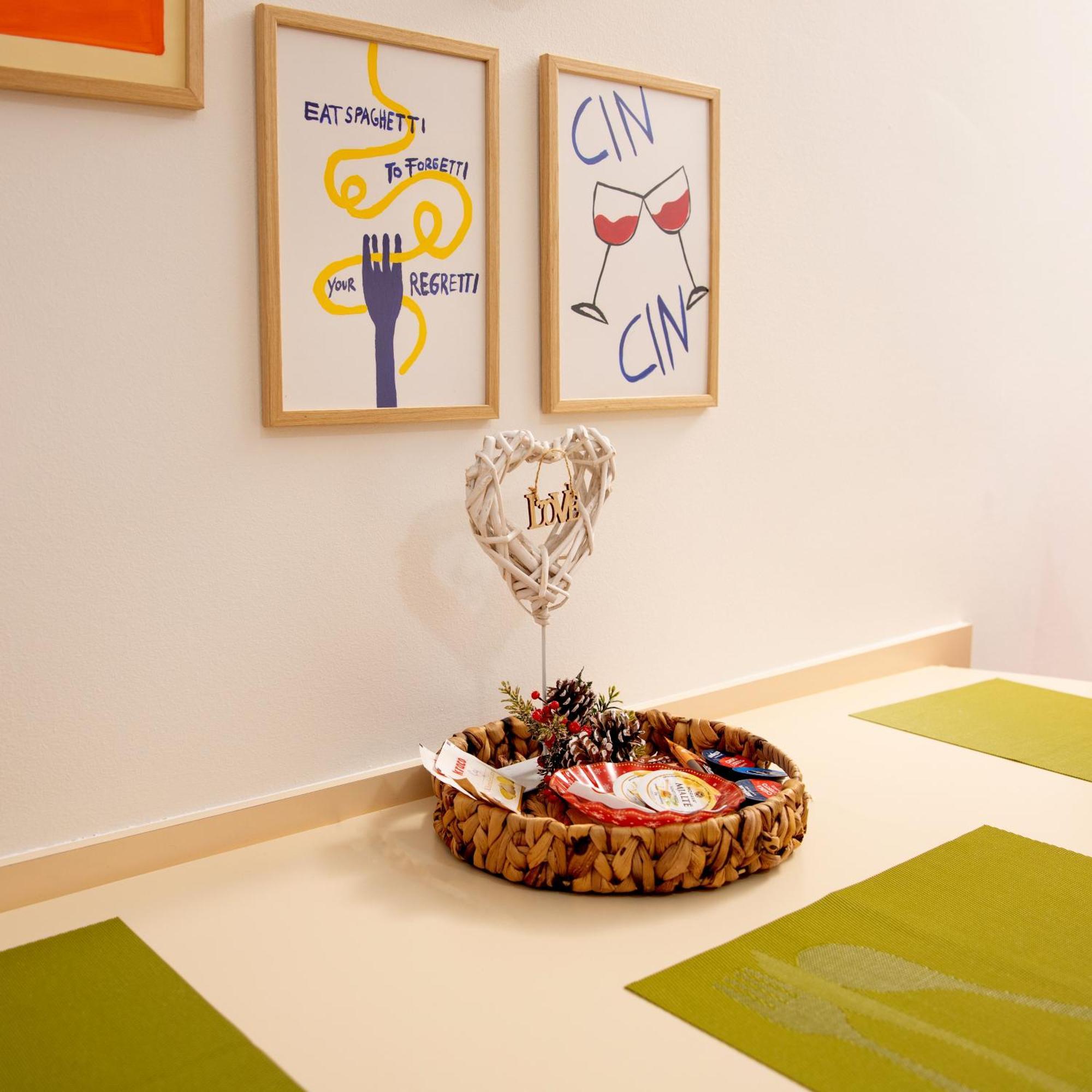 Maris Apartment Τίρανα Εξωτερικό φωτογραφία