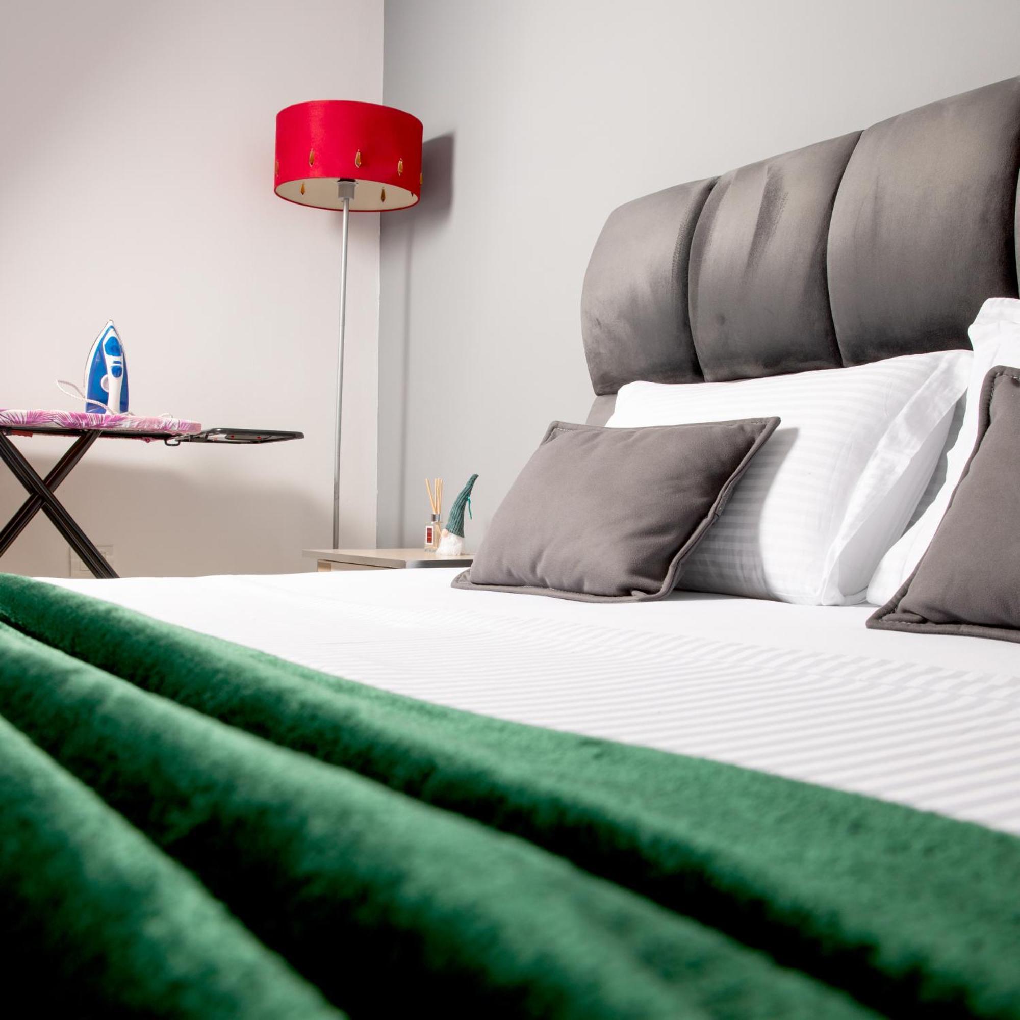 Maris Apartment Τίρανα Εξωτερικό φωτογραφία